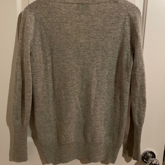 Fitted Cashmere Sweater - Picture 3 of 4